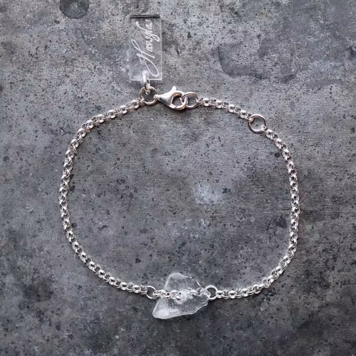 Piece Of Ice armband