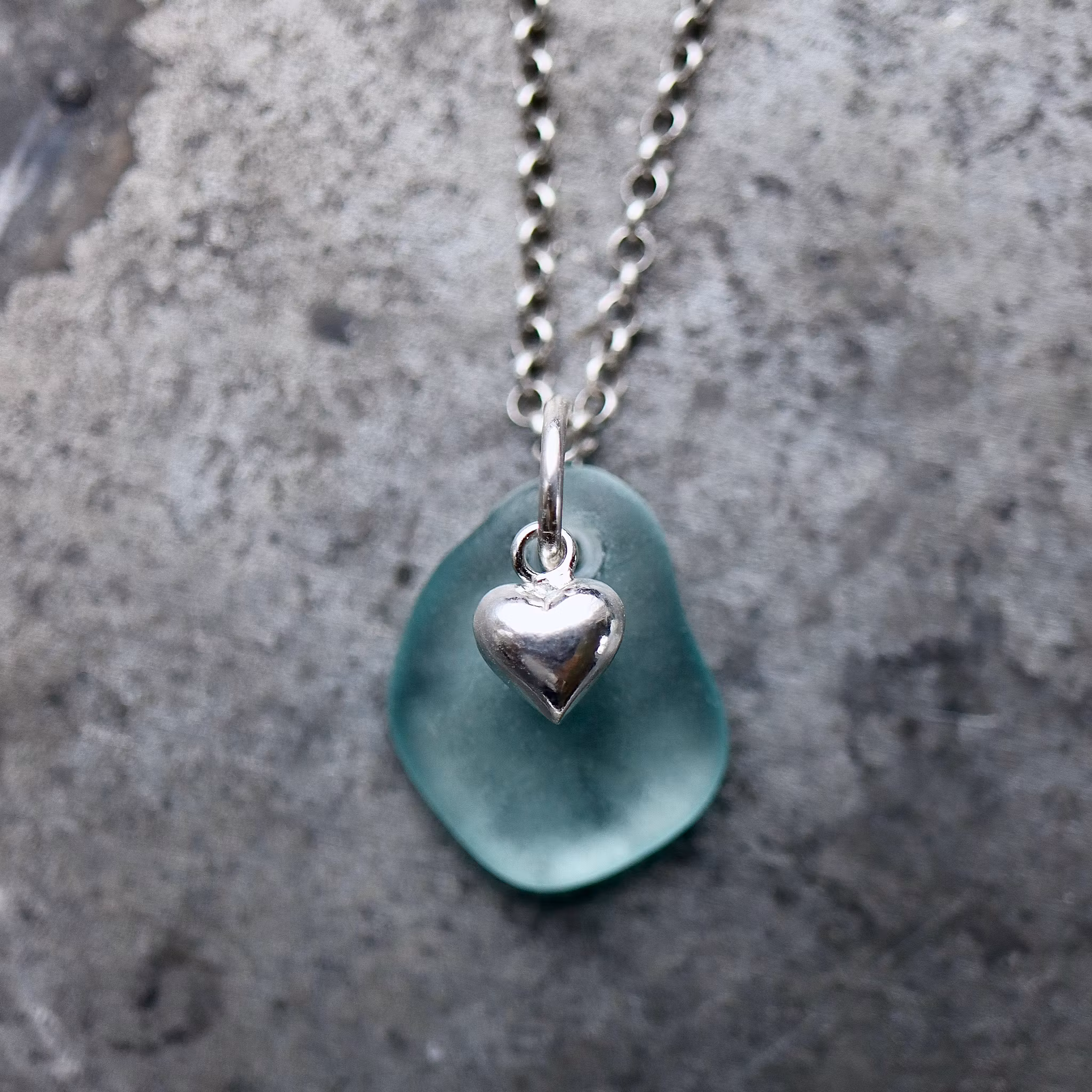 Calm Heart berlockhalsband