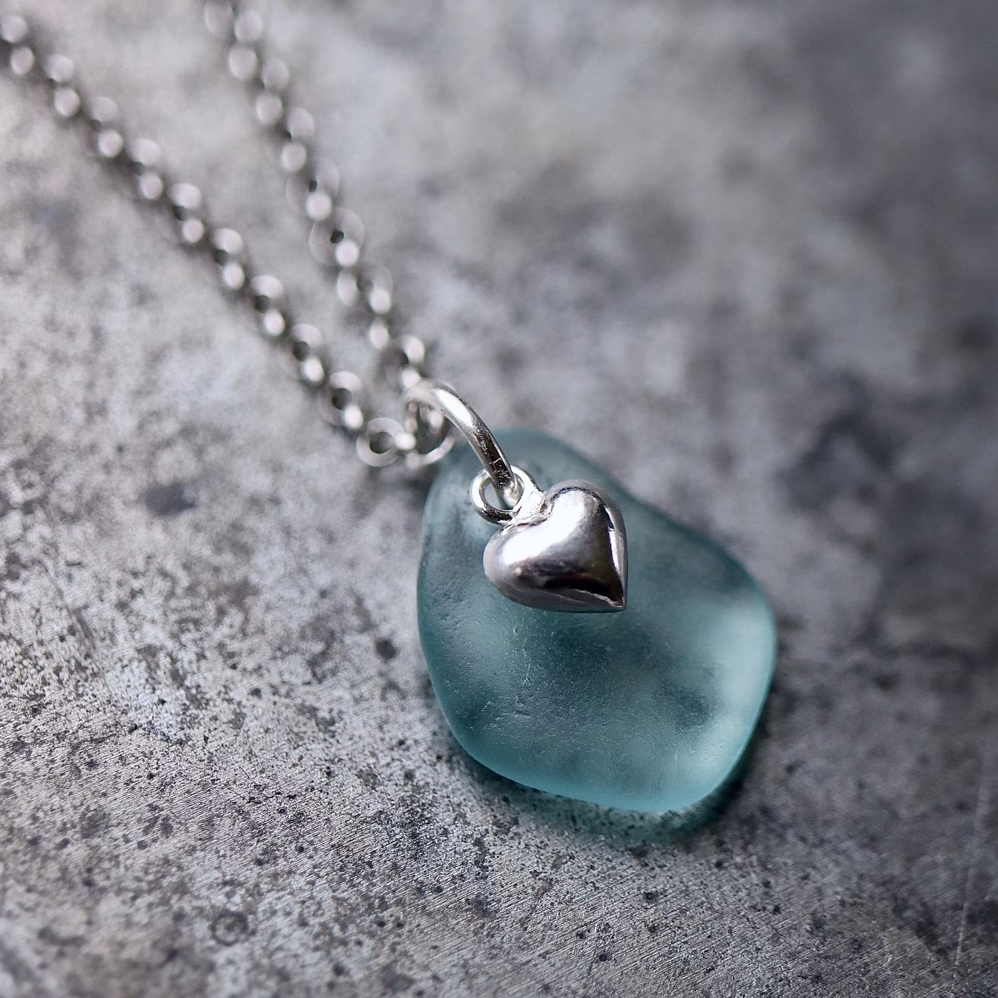 Calm Heart berlockhalsband