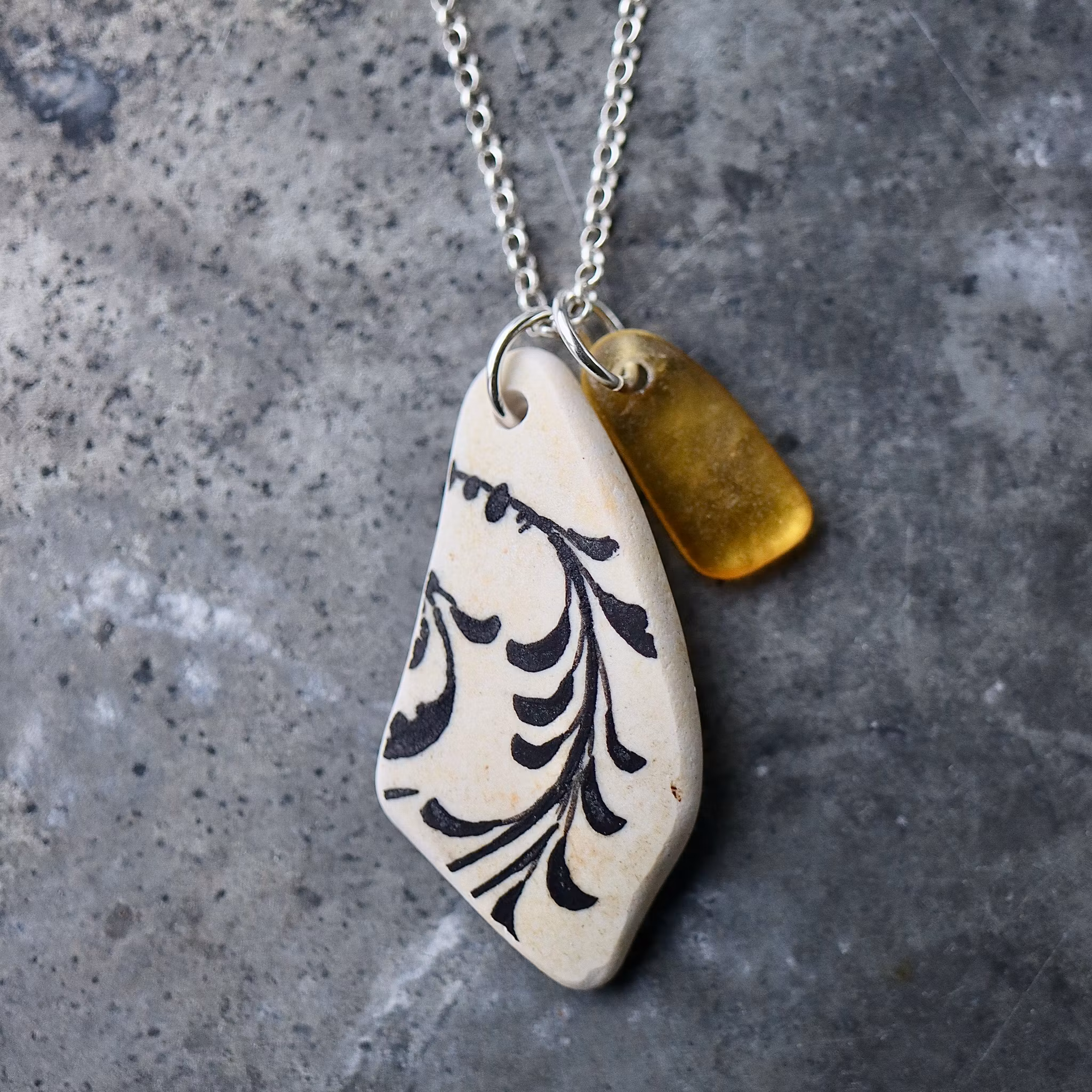 Perfect Match My Bohemian Rhapsody halsband