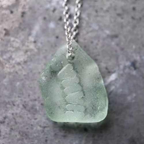 Where Do I Come From? halsband