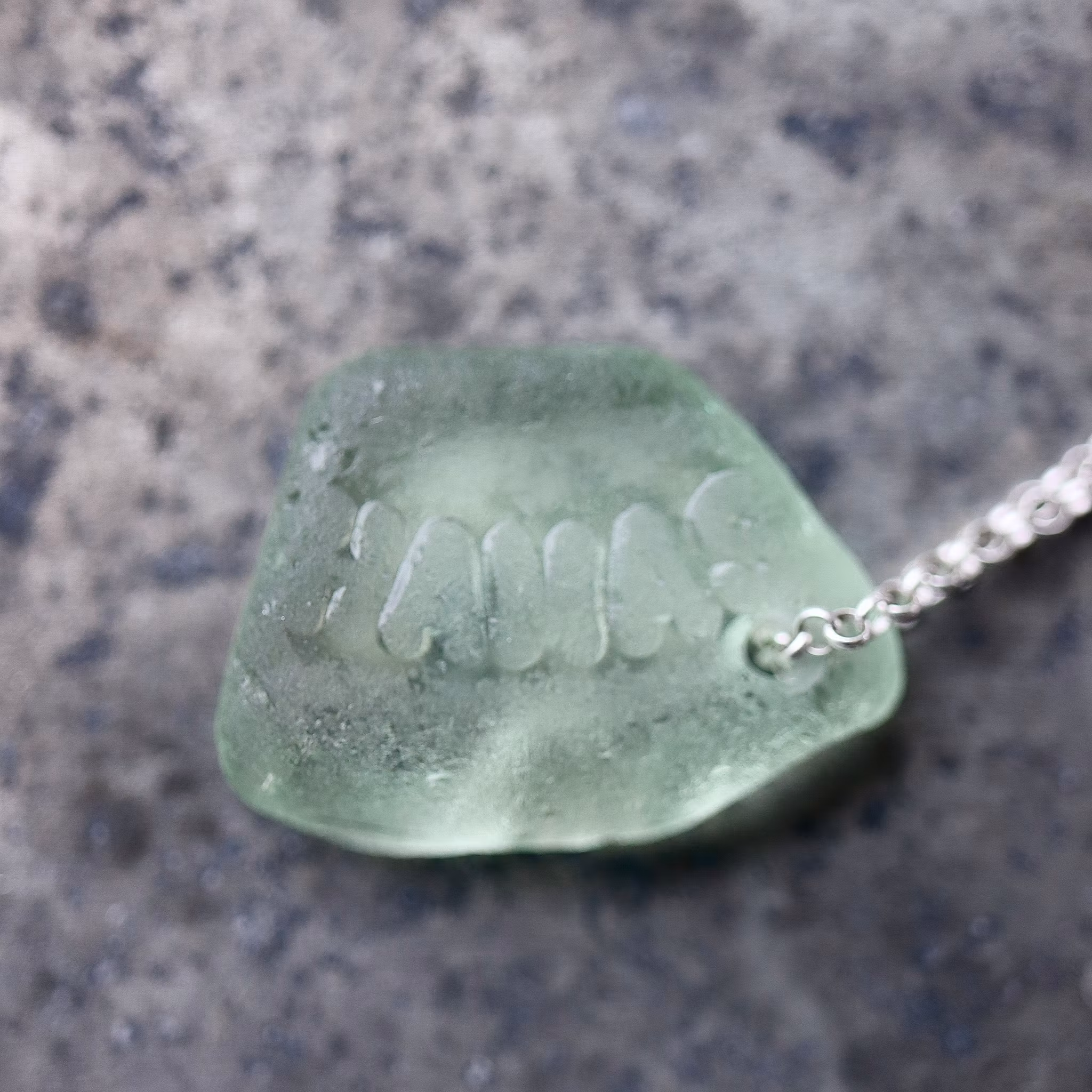 Where Do I Come From? halsband