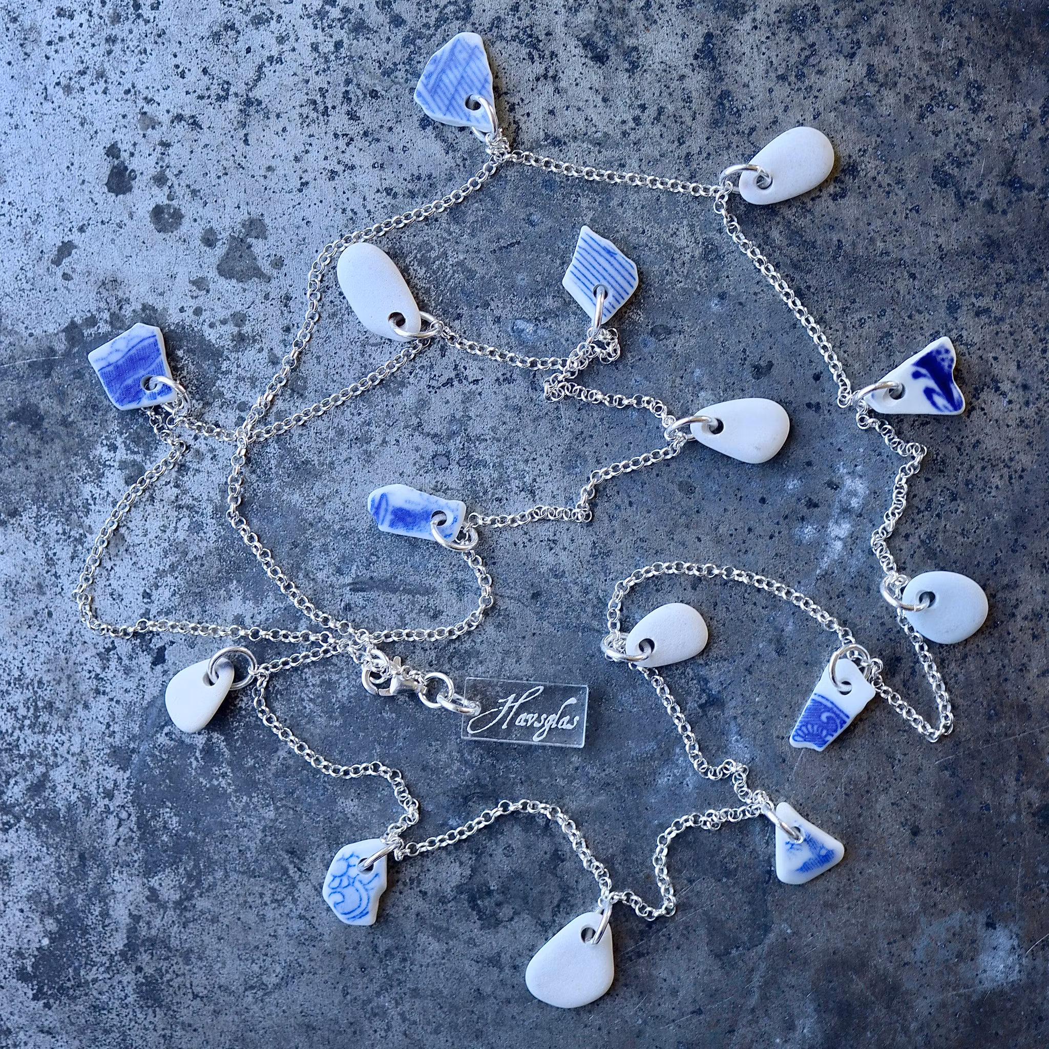 Long Treasure Hunter´s Porcelain Stories halsband