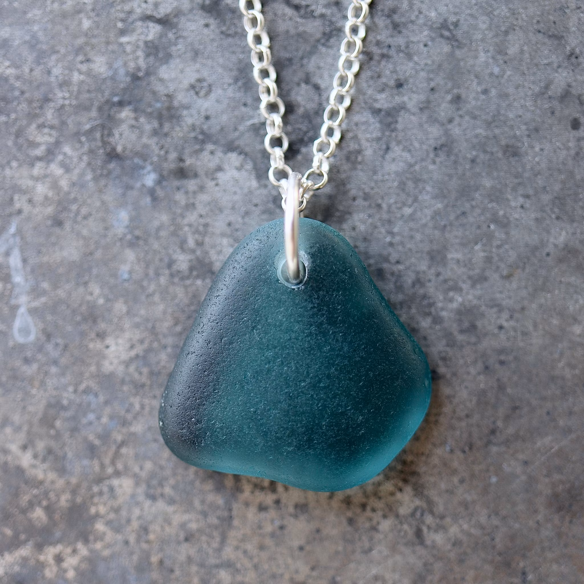 Remember The Ocean halsband