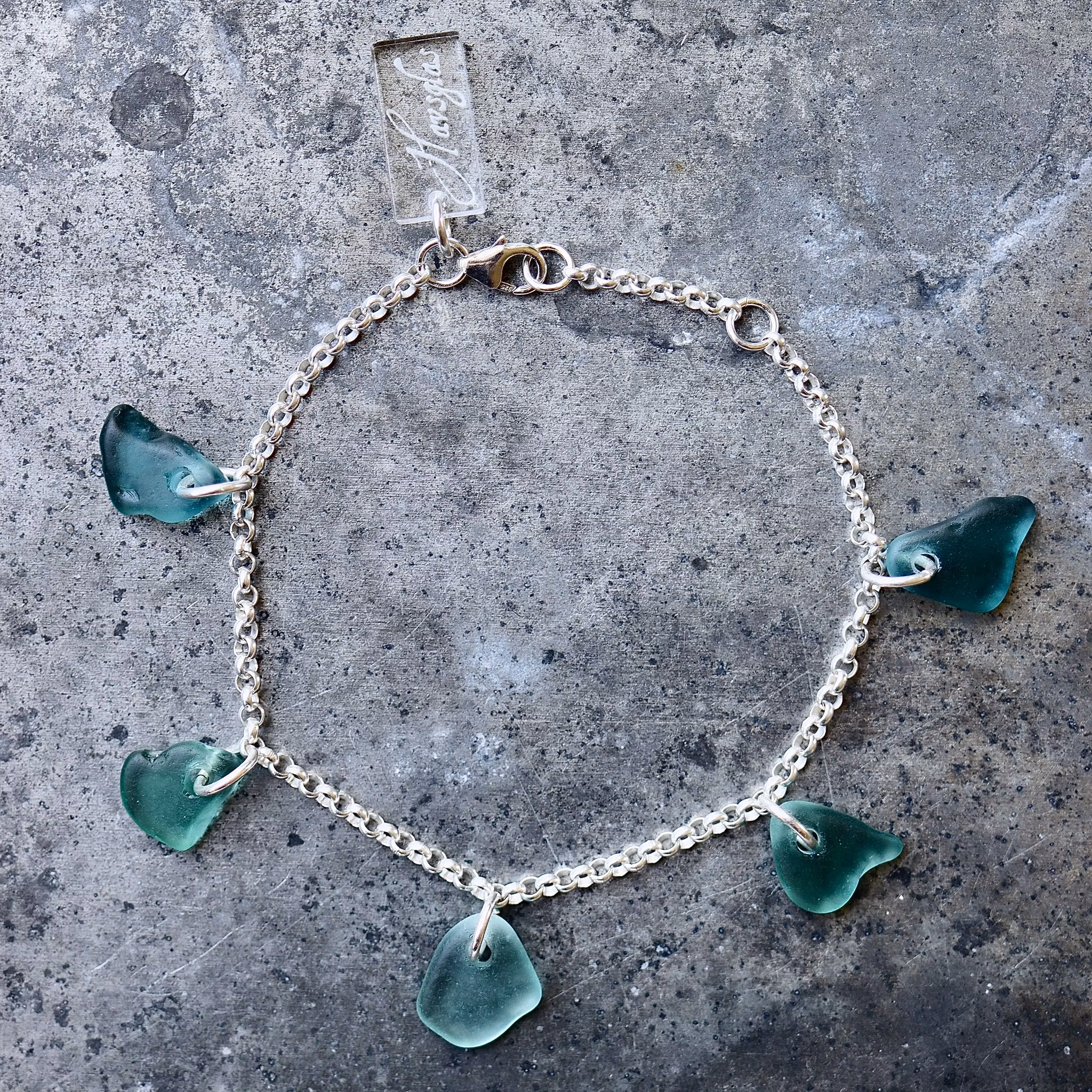 Treasure Hunter´s Bluebird armband