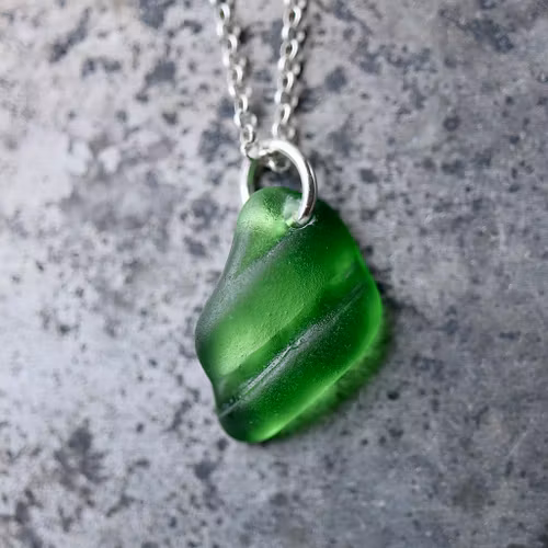 Little Green Shell halsband