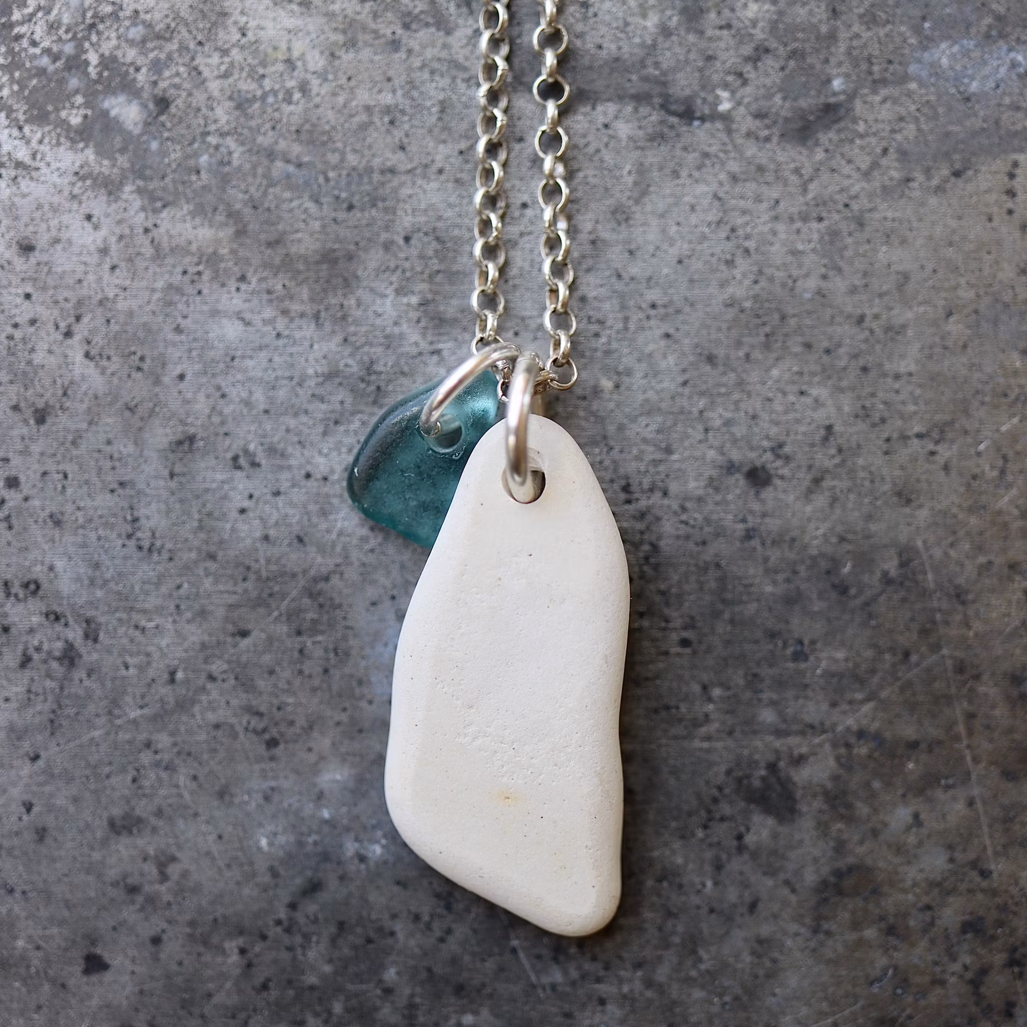 Perfect Match French Flower halsband