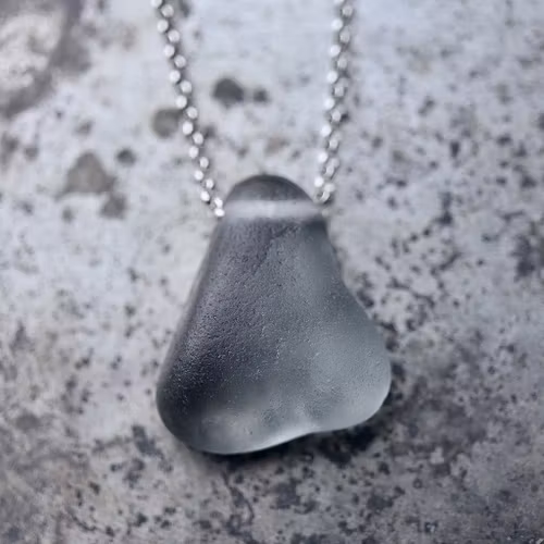 Great Gorgeous Grey halsband