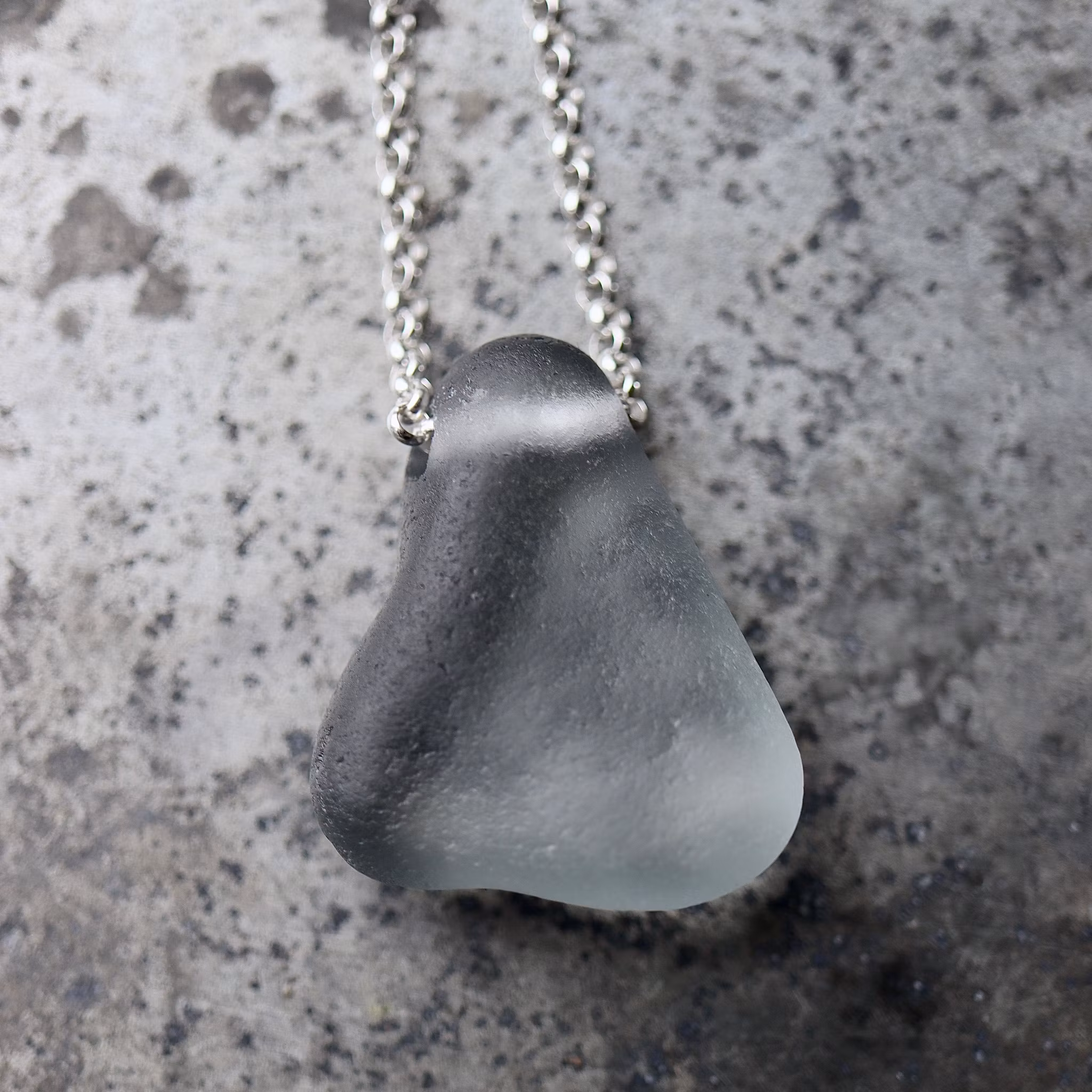 Great Gorgeous Grey halsband