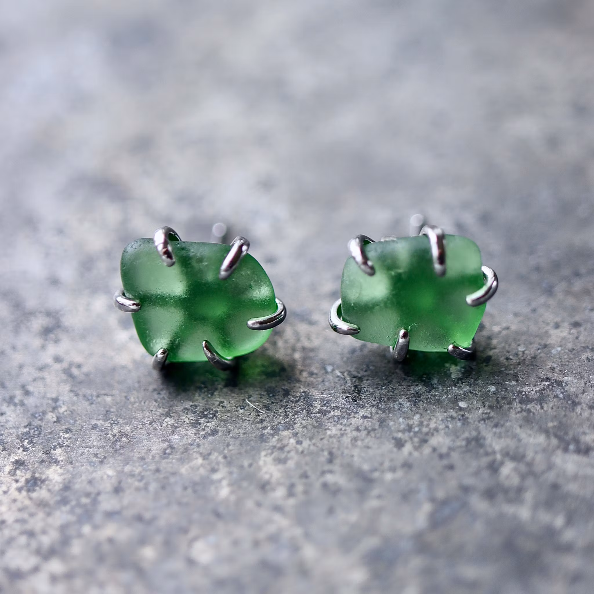 Wonder Green stiftörhängen