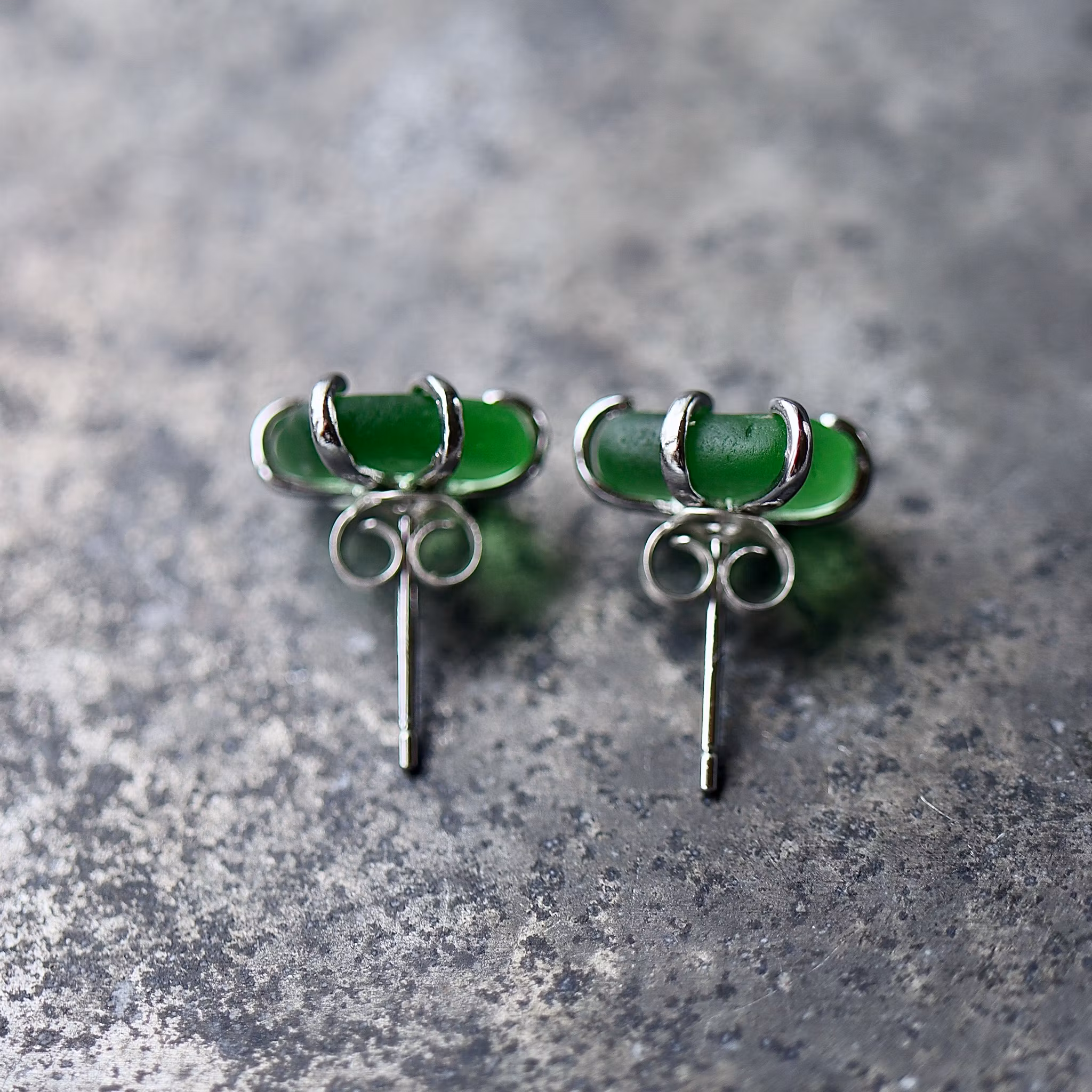 Wonder Green stiftörhängen