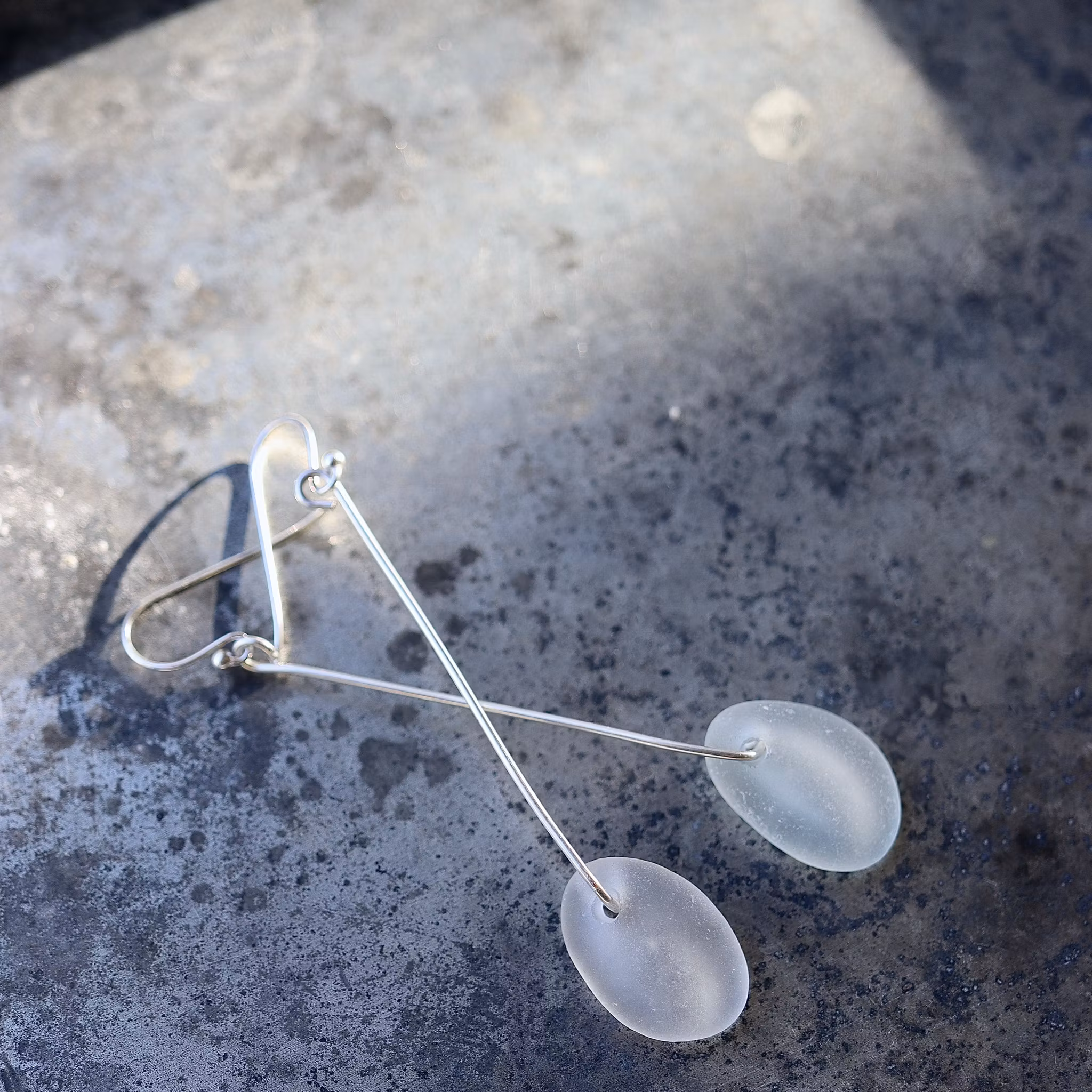 Silverlines White Almonds örhängen