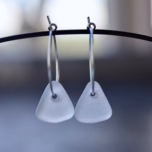 Small Loop Triangles örhängen