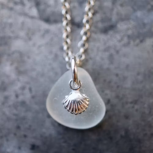 Simple Shell berlockhalsband