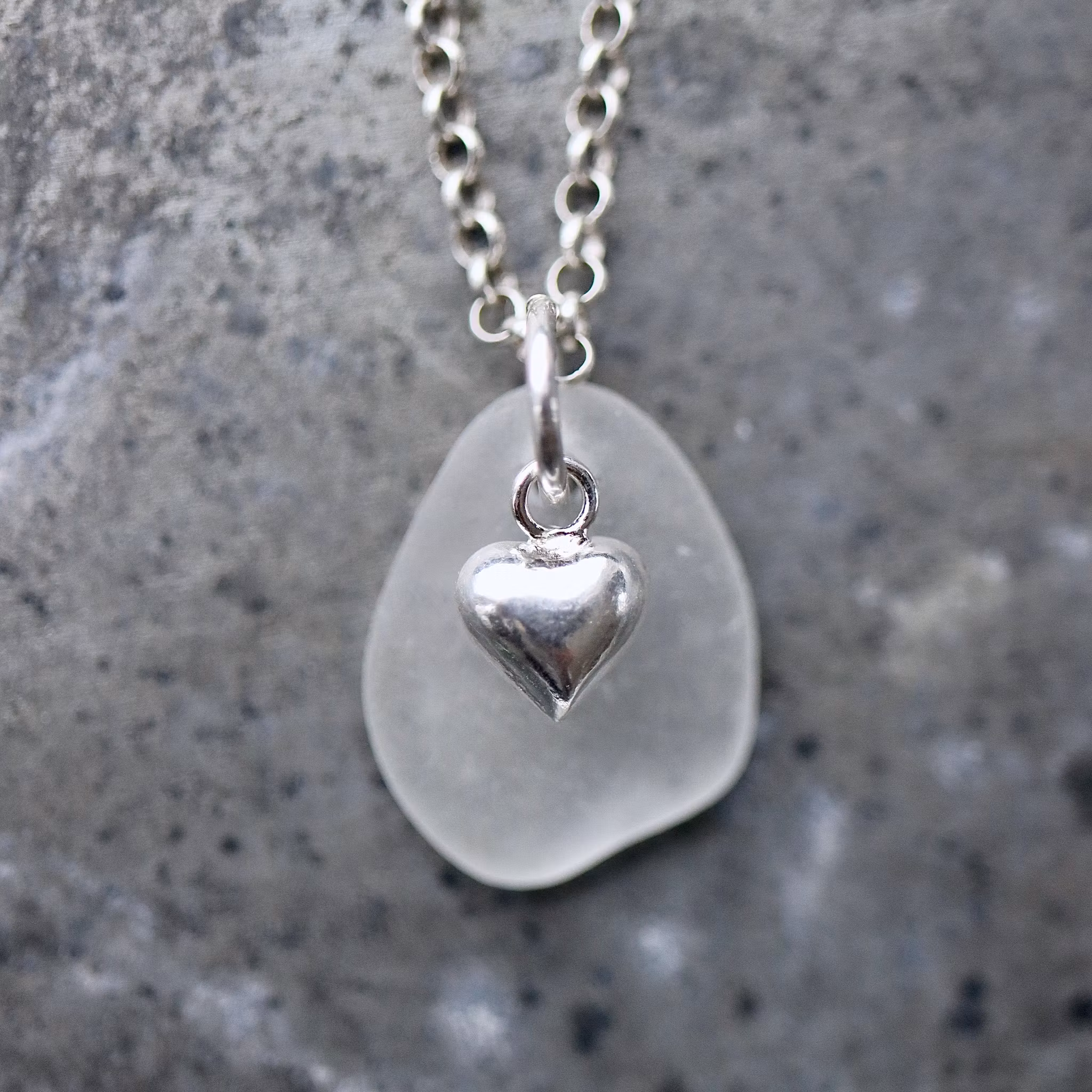 Silverheart berlockhalsband