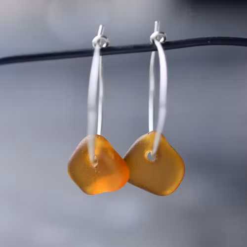 Small Loop Hard Candy örhängen