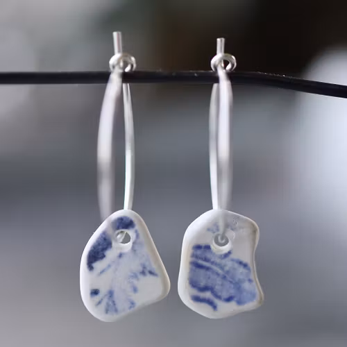 Small Loop Porcelain Dreams örhängen