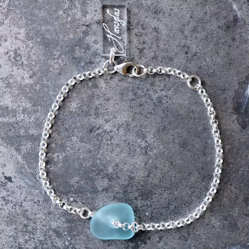 Perfect Blue armband