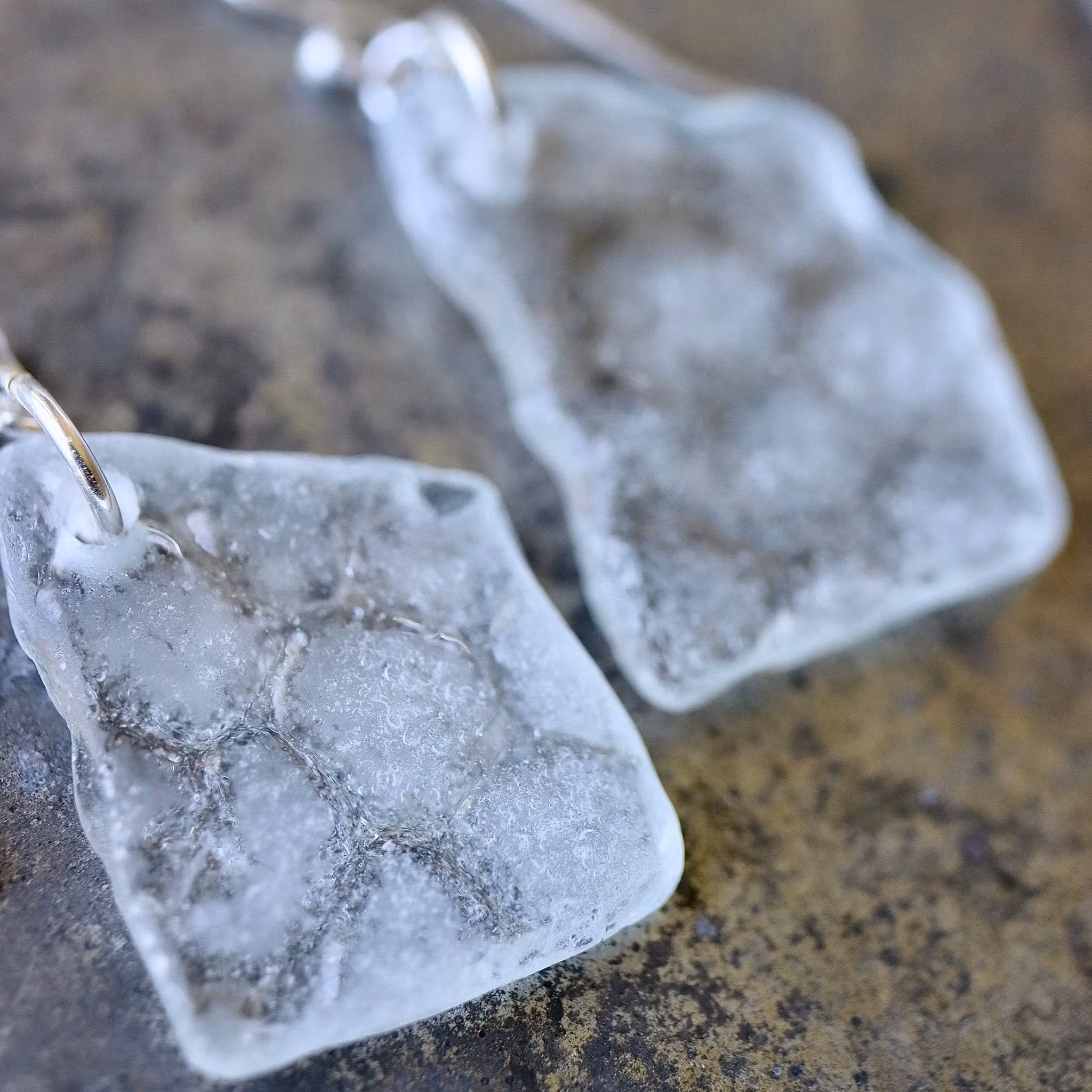 Bubbly Whites örhängen