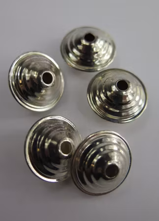 Snurrpärlor silverfärgade