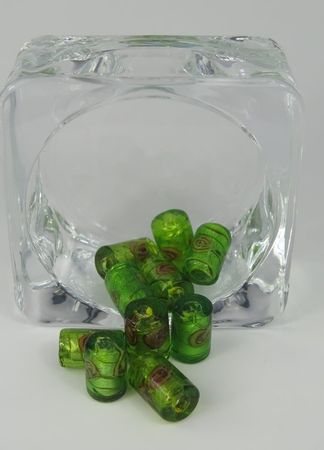 Glaspärlor avlånga Grön/gul