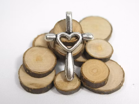 Charms - Berlock - Kors - antik silver