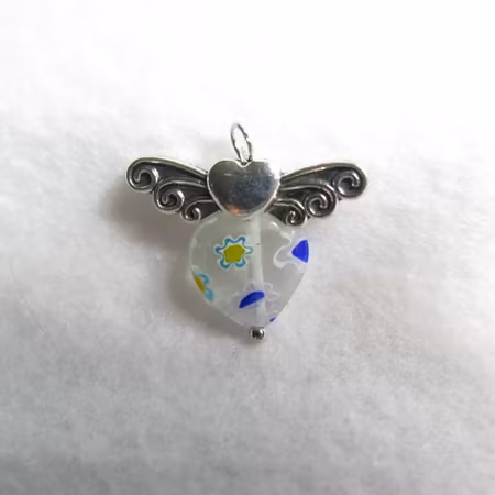 Charms - Berlock - ängel med vingar och hummer lås- antik silver - klar med blommor