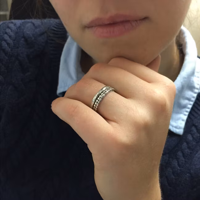Lowa - Silverring i ruff design