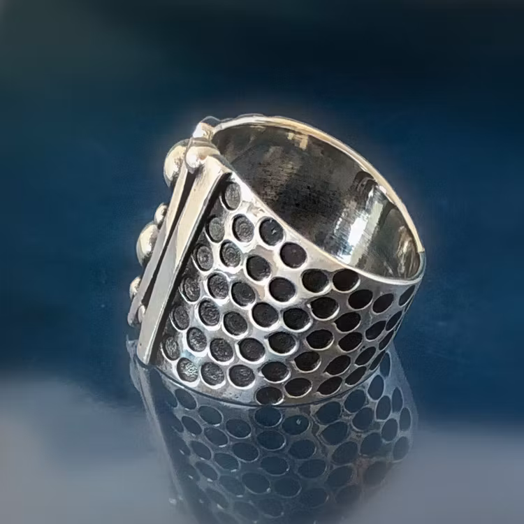 Kaija - Silverring i härlig design
