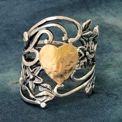 Lindsay Gold - Rustik ring med guldpläterat hjärta