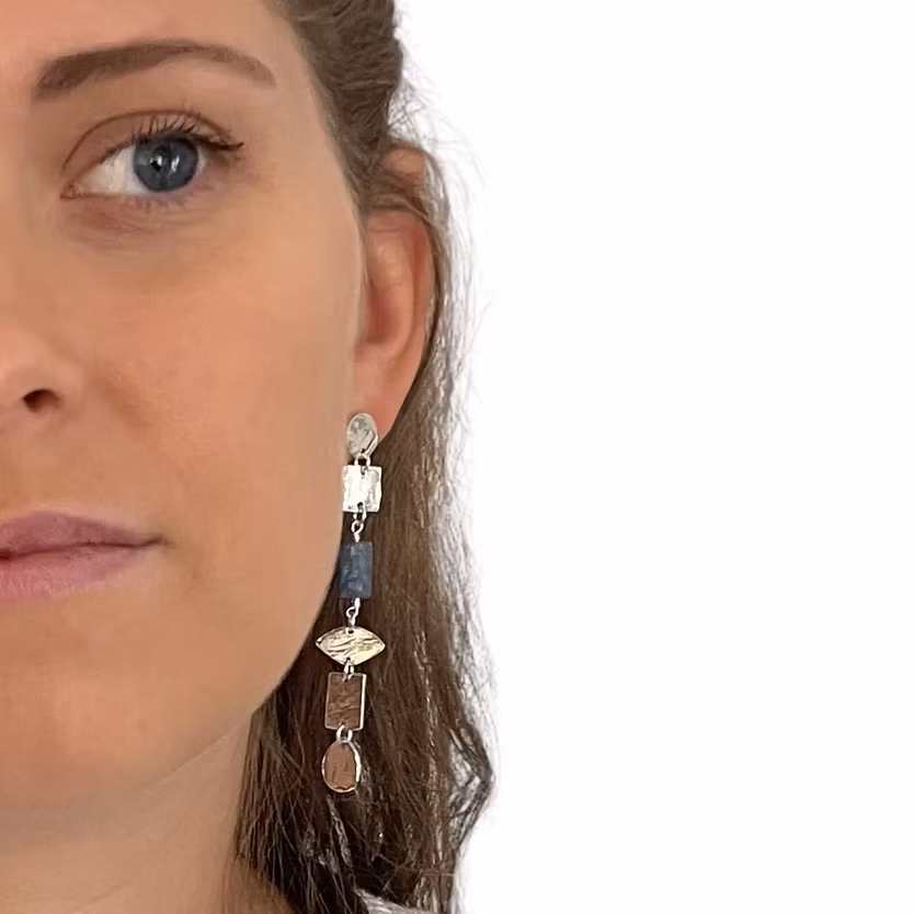 Wilda - Supersnygga långa örhängen