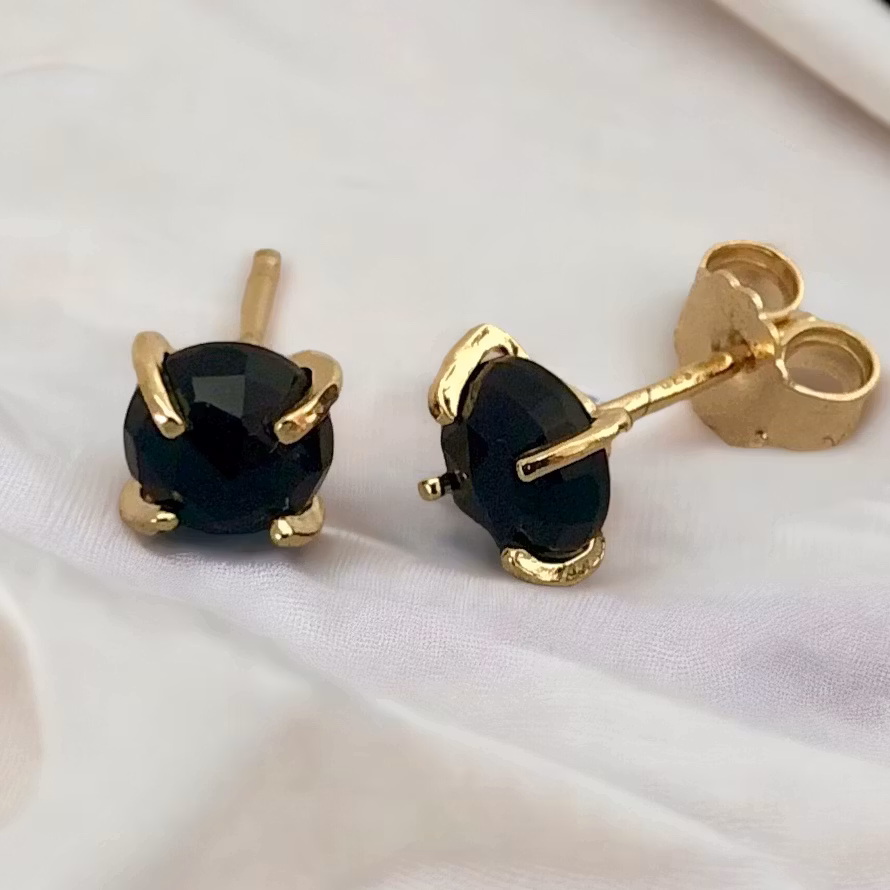 Leslie black - Örhängen med svart onyx