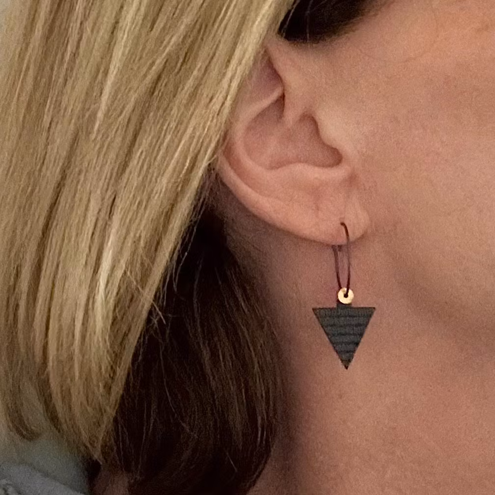 Pik - Svart, grå och guld