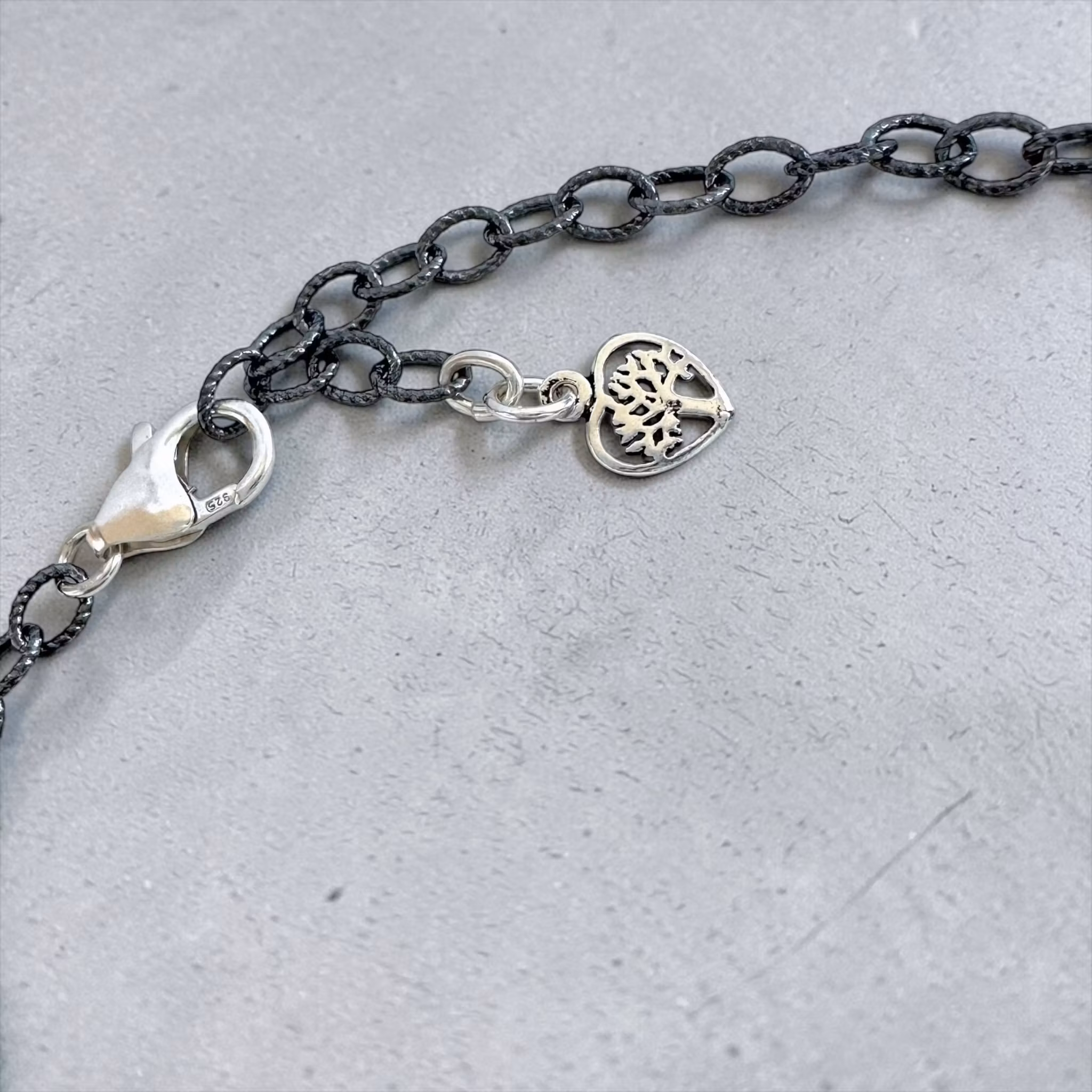 Alexia - Exklusivt halsband