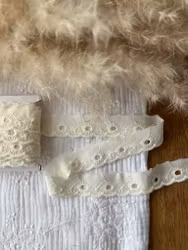 BRODERISPETS OFFWHITE 15