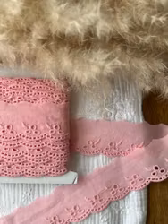 BRODERISPETS ROSA 19