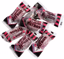 Konfekta Licorice & Raspberry Bullets - 6 pcs