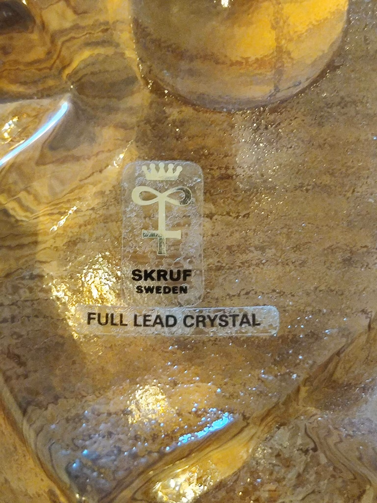 Skruf - Escultura de vidrio, 'pez' - cristal de plomo - Suecia