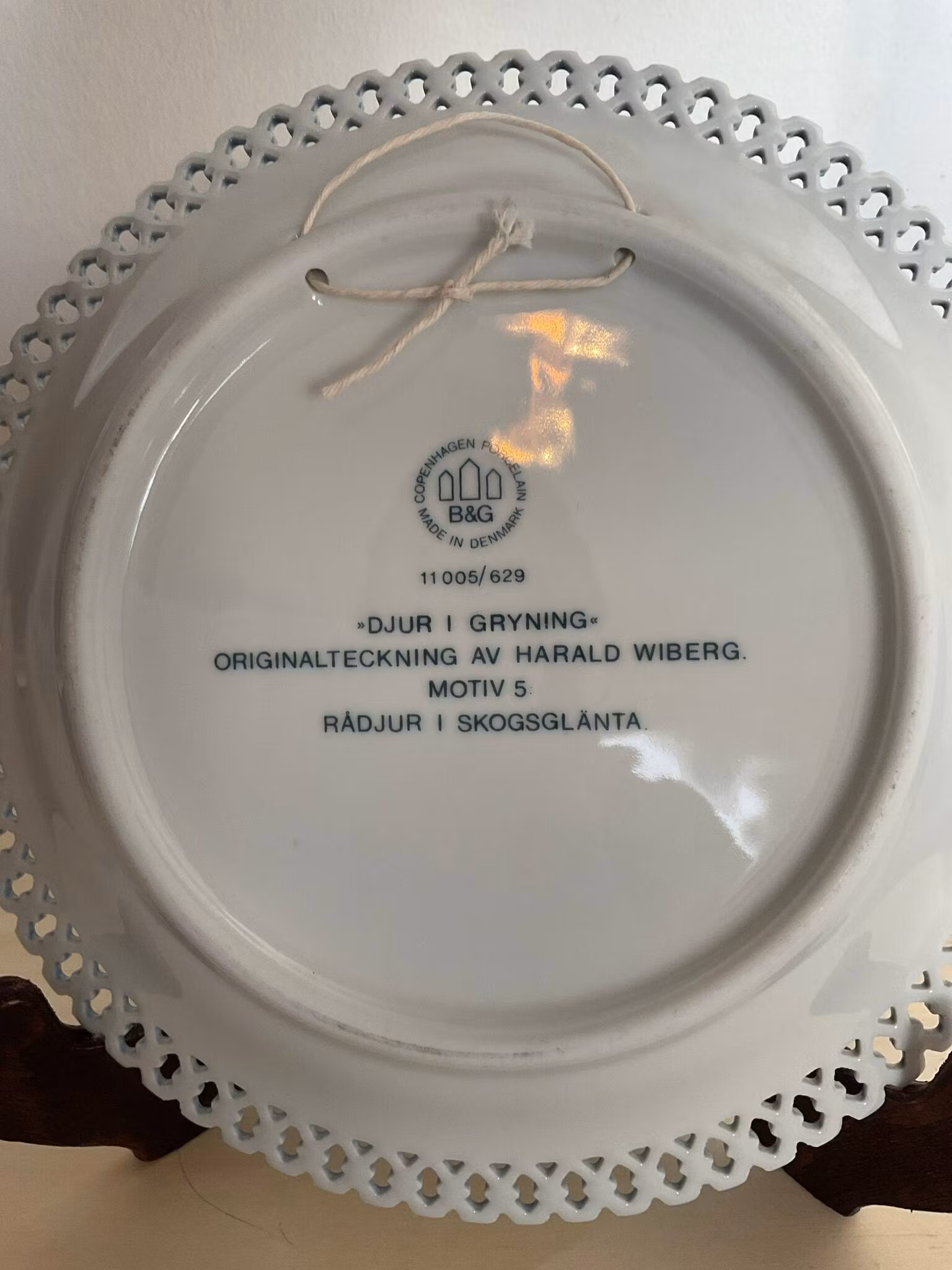 Harald Wiberg - Bing and Grondahl dessert plate