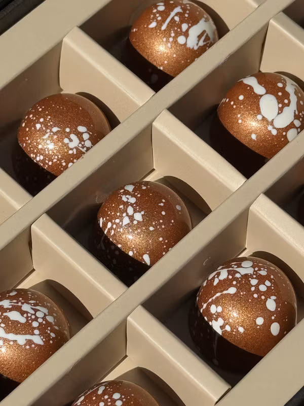 Bombones de chocolate Chocolatte "Favoriten" - 12 piezas