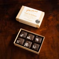 Pärlans Konfektyr Chocolate Covered Caramel, Vanilla & Sea Salt - 6 pieces