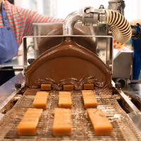 Pärlans Konfektyr Chocolate Covered Caramel Bar, Salted Caramel - 38 grams