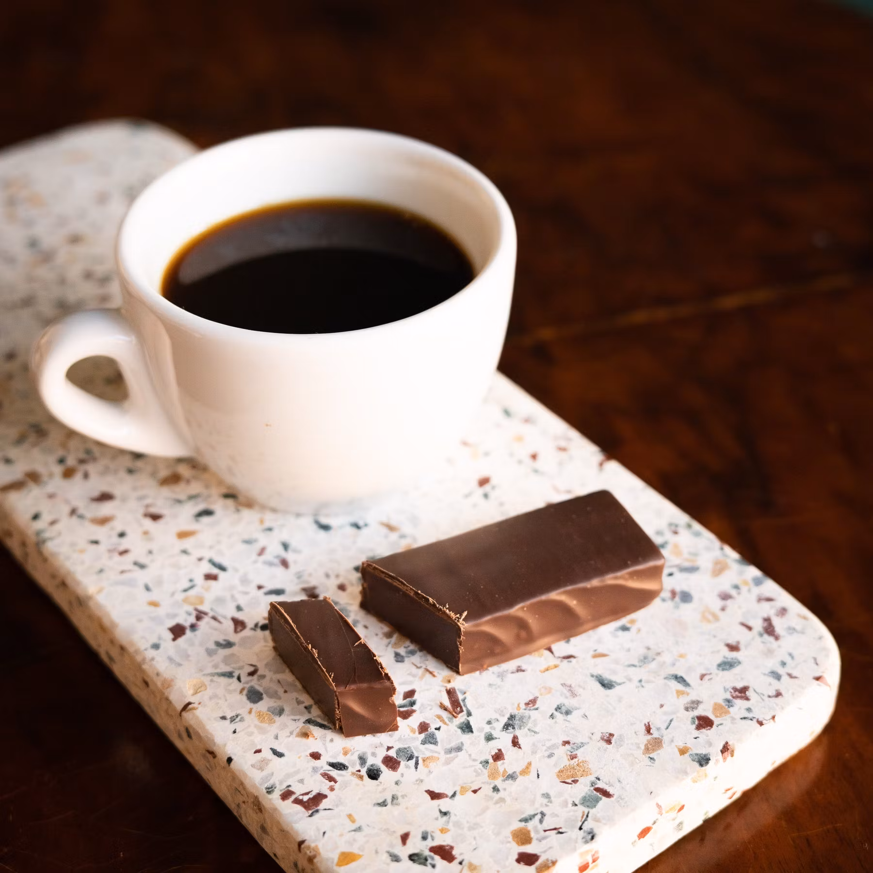 Pärlans Konfektyr Karamellriegel mit Schokoladenüberzug, kalabrische Lakritze – 38 Gramm