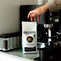 Johan & Nyström Dark Knight, Whole Beans - 500 grams