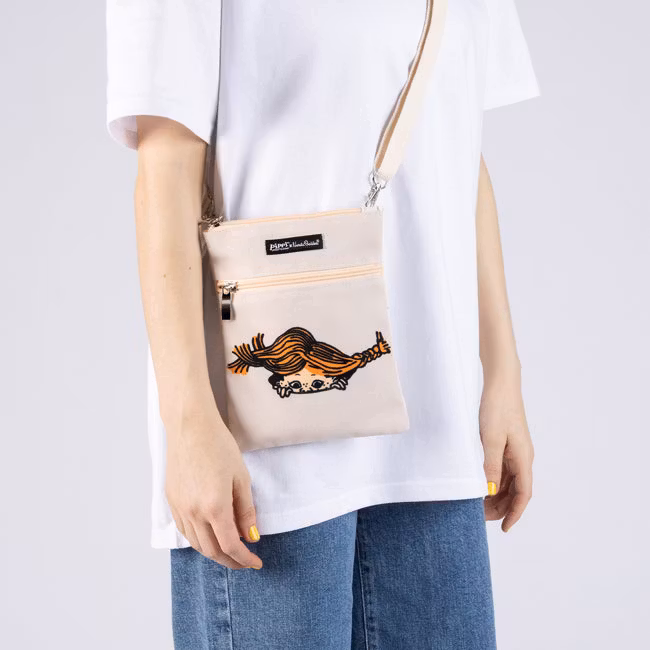 NordicBuddies Pippi Passport Bag, Beige