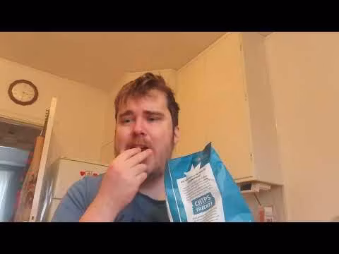 Chips de pommes de terre Estrella, parmesan et sel de mer - 275 grammes