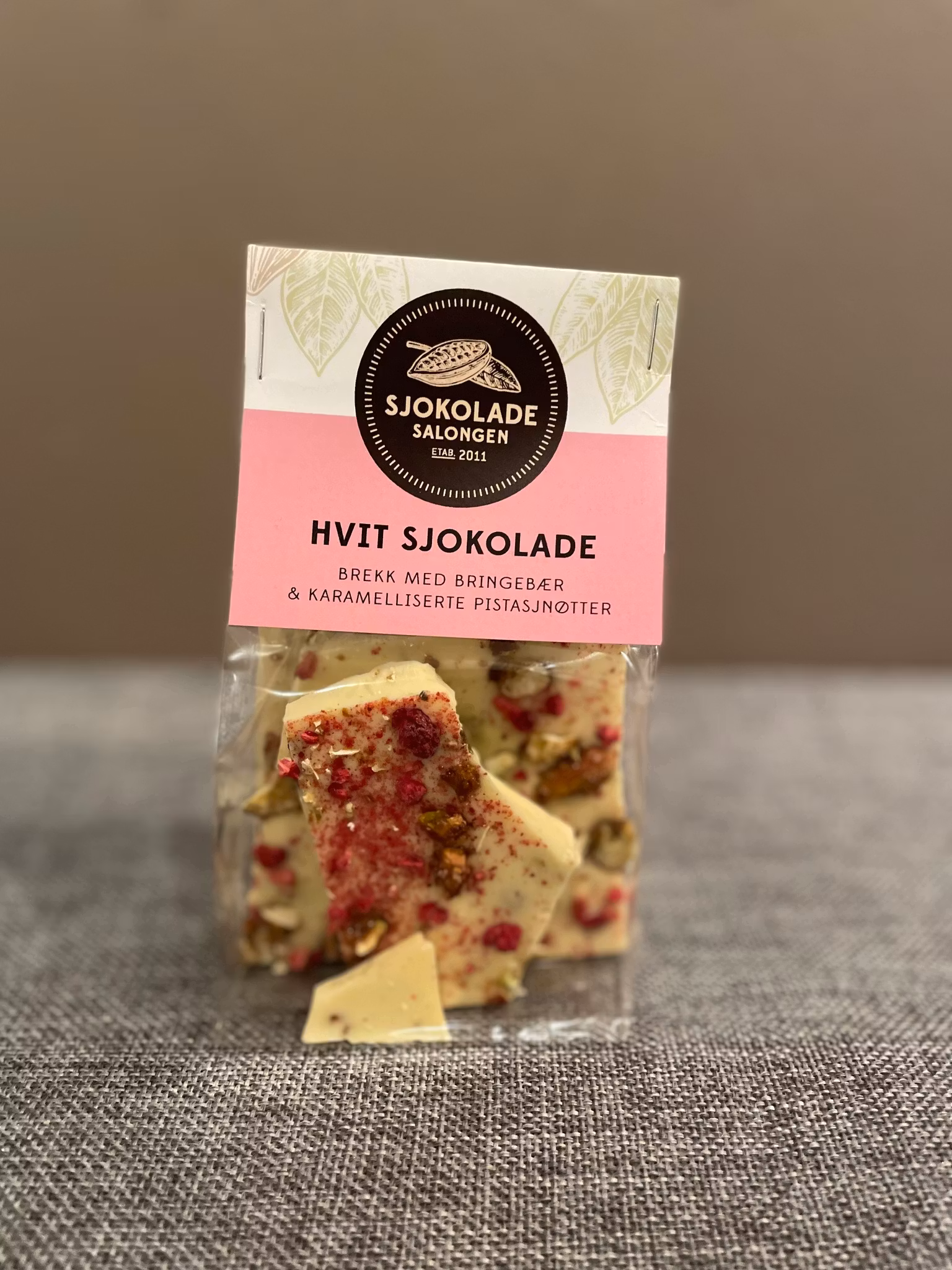 Sjokoladebrekk Hvit sjokolade med Pistasj & Bringebær