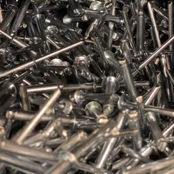 Blindnit till flakskivor samt positionslykta