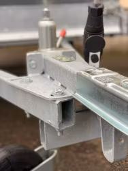 SM-2575-NG SM-Släpet med nätgrindar