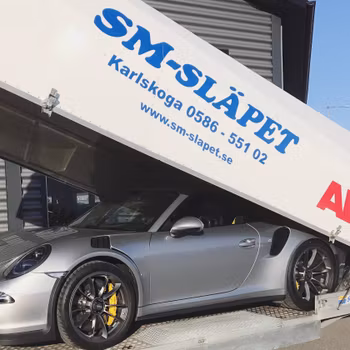 🚛 SM-SLÄPET BILTRANSPORT MED KÅPA – HYDRALTIPP 🚛